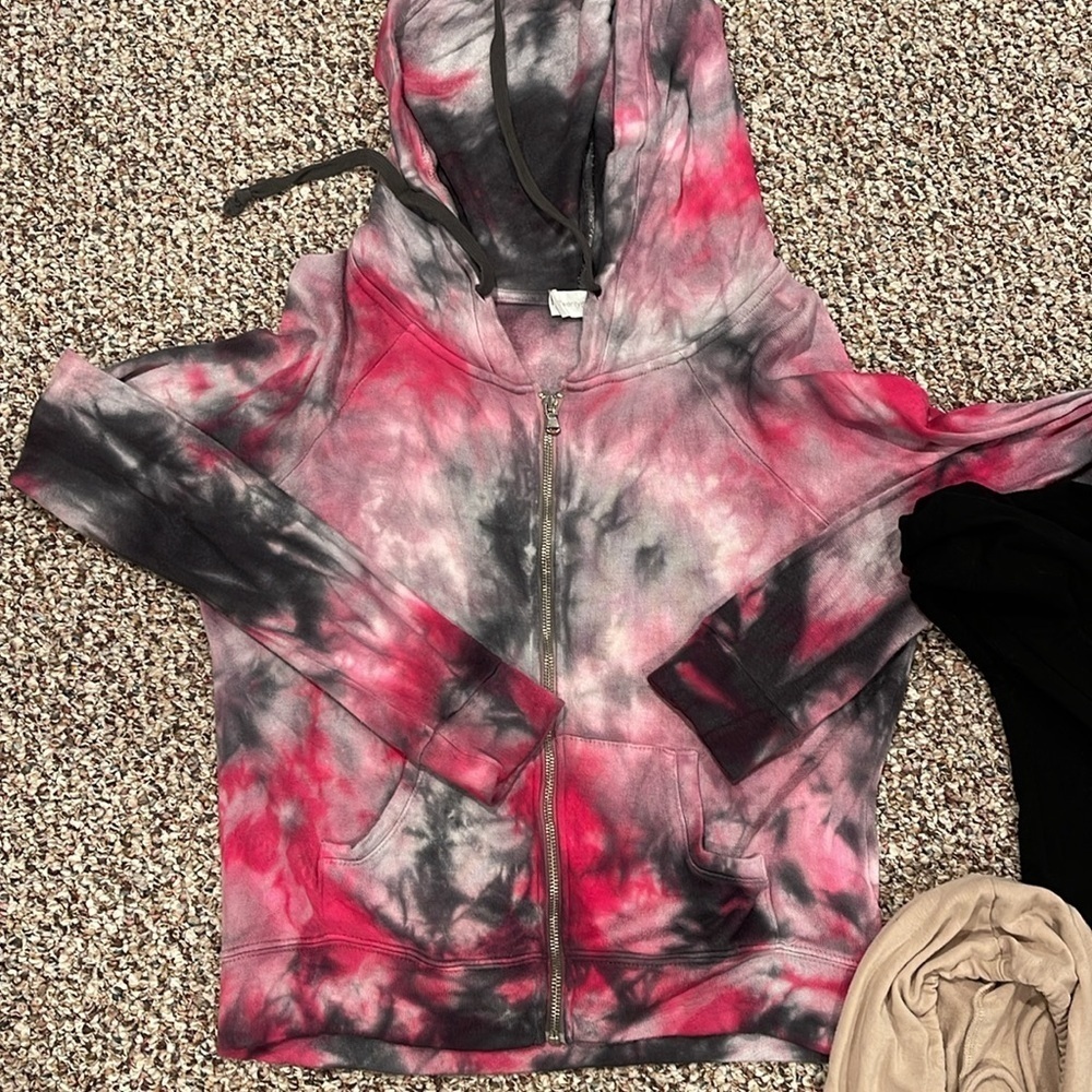 Boutique Full Zip Cropped hooded Sweatshirts!!! - Picture 2 of 4